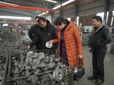 科研護航振興路 科技幫扶助農機——湖南省農業機械與工程學會組織科技扶貧專家服務團助推雙峰農機轉型升級及市場開發咨詢紀實
